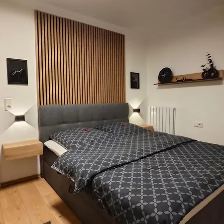 Platzhirsch Fuer 2 - 4 Pers. Apartment