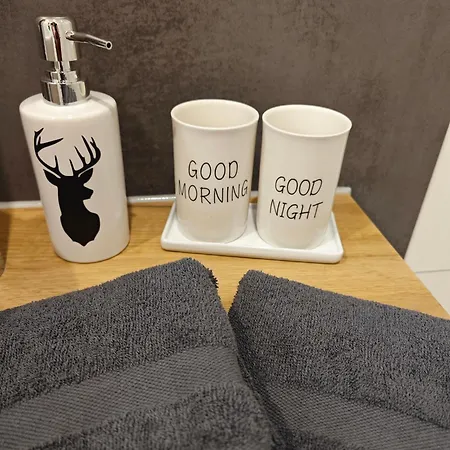 Platzhirsch Fuer 2 - 4 Pers.